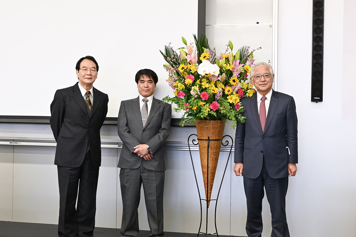 2023年度 ぐんま未来大学・ぐんま未来大学短期大学部 名誉教授称号授与式